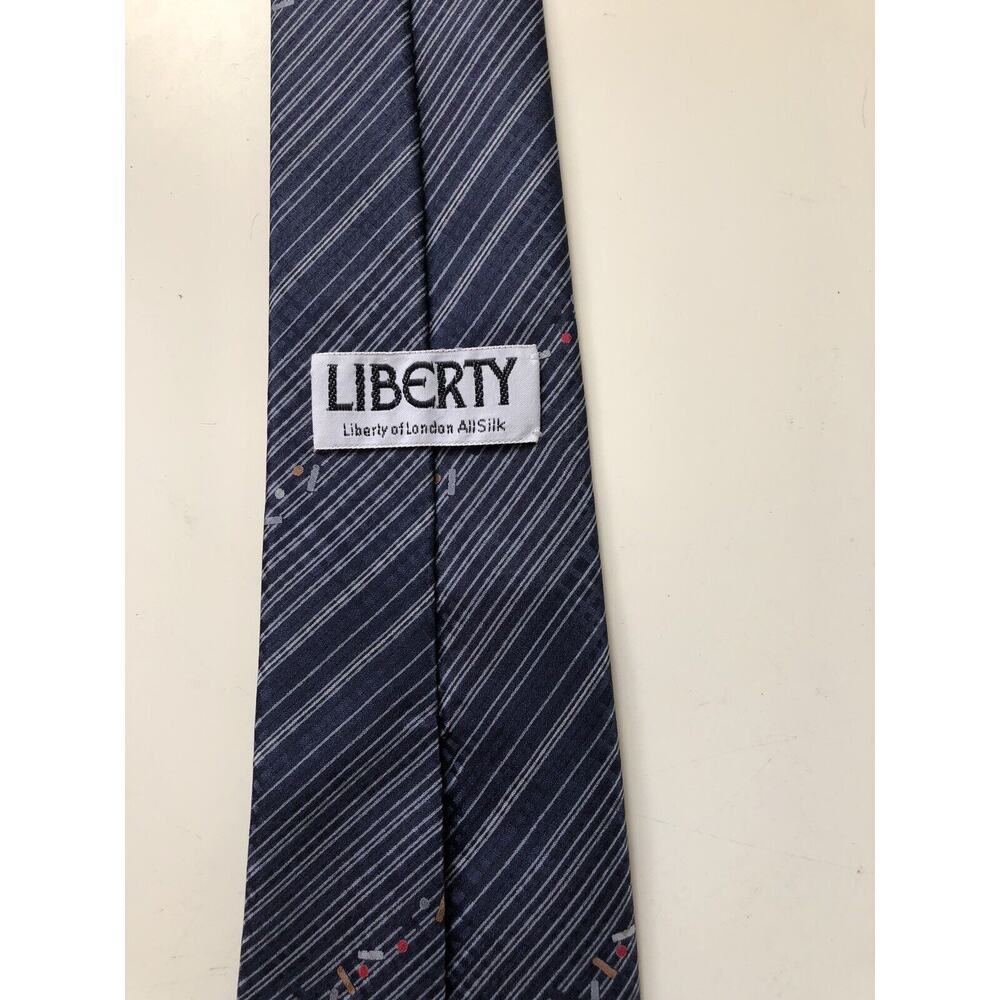 Liberty of London Mens Blue Necktie All Silk Vintage Made in England 57” 3.5”